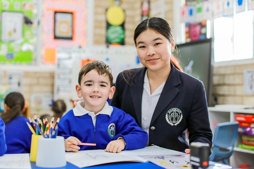 Main Image (header) Main Image (header)