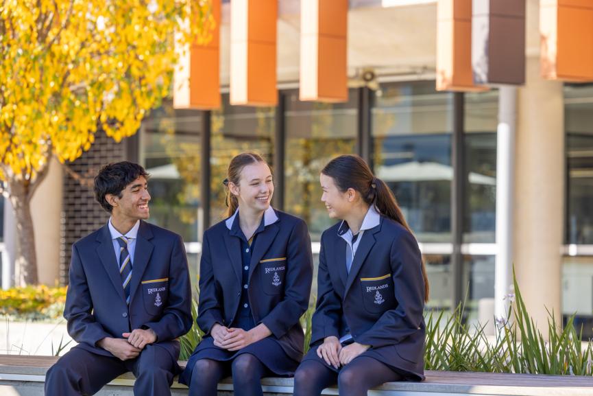 Main Image (header) Main Image (header)