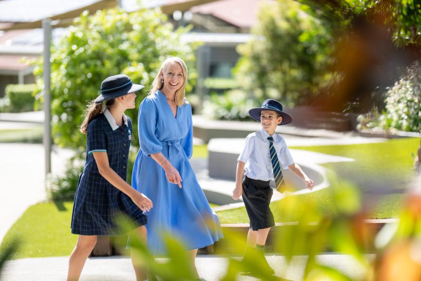 Main Image (header) Main Image (header)