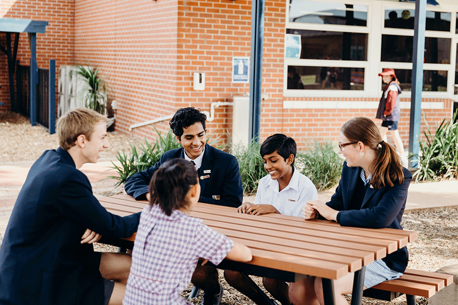 Ian-H-Lee-Photography-__-Commercial-Melbourne-__-Heatherton-Christian-College-3659-scaled.gif