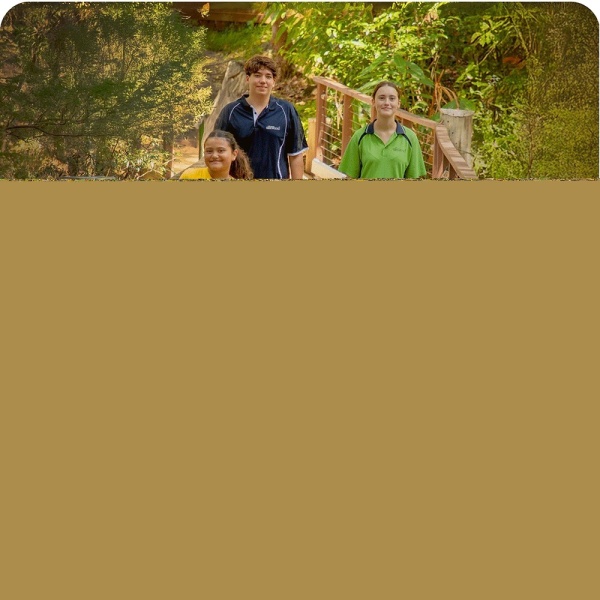 4_2025-06-25-022735_jcew.gif