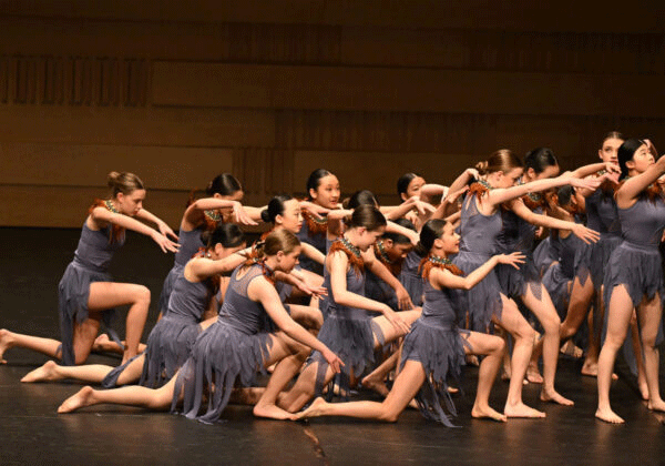 Cocurricular_Hero_crop_opt-1-600x420.gif