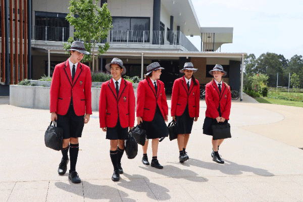 HOLY SPIRIT COLLEGE - College Tour