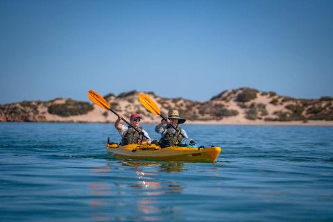 Sea Kayaking Shark Bay